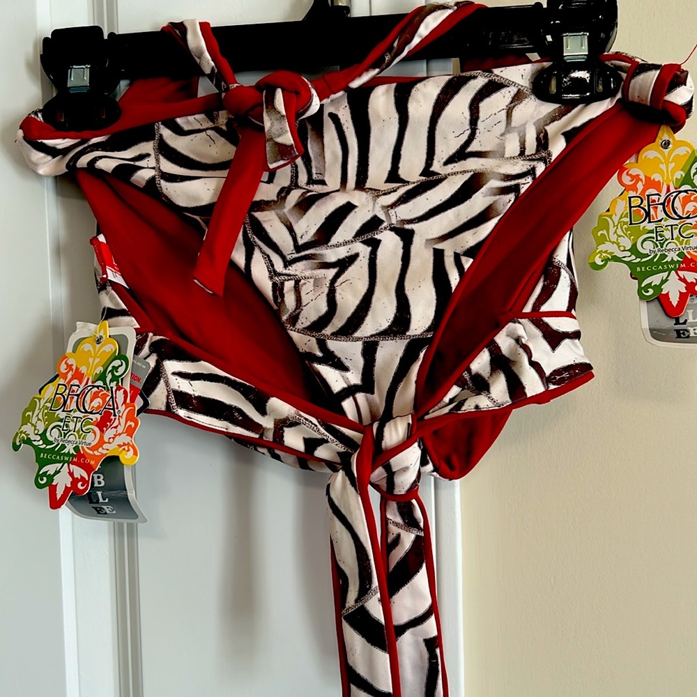 Brand new large Becca bathing suit. Purchased at Dillards with tags - Picture 3 of 3